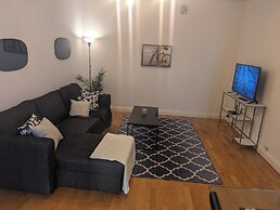 Large, Stylish Apartment in Central Stockholm