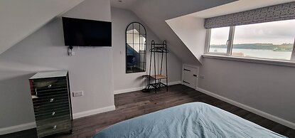 Luxury Sea View Modernised Pembrokeshire Cottage