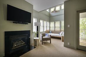The Neighborhood Hotel-New Buffalo