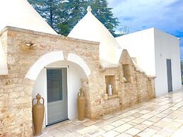 Trulli Di Pone in Cozzana