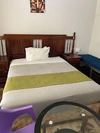 Las Palmas Guest House