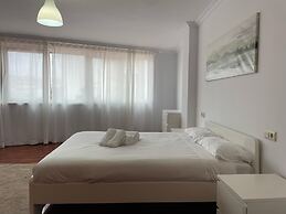 Cies Suitel Lopez de Neira 28