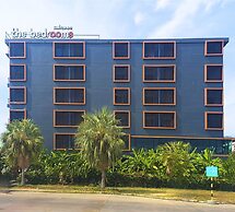 The Bedrooms Maeklong Service Apartment