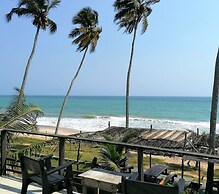 Afro Beach Eco Resort