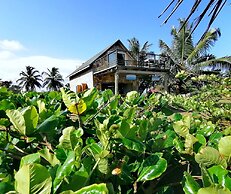 Afro Beach Eco Resort