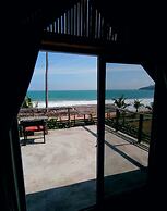 Afro Beach Eco Resort