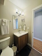 Kitimat River Motel & Suites