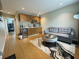 Kitimat River Motel & Suites