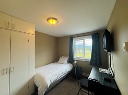 Kitimat River Motel & Suites