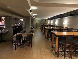 Kitimat River Motel & Suites