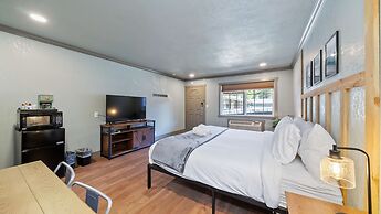 Blue Jay Lodge