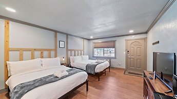 Blue Jay Lodge