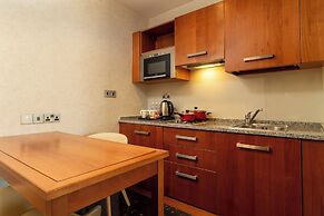 Holiday Inn Suites Kuwait by IHG