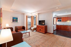 Holiday Inn Suites Kuwait by IHG