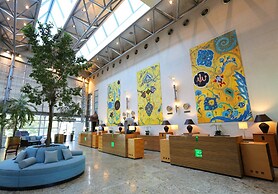 Holiday Inn Suites Kuwait by IHG