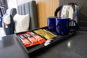 Millerz Square Suite By Mana-Mana