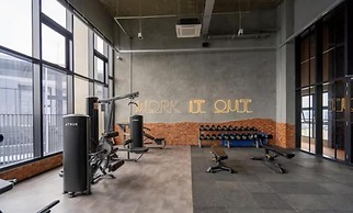 Millerz Square Suite By Mana-Mana