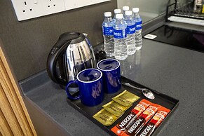 Millerz Square Suite By Mana-Mana