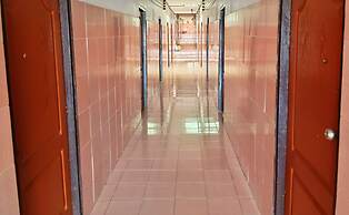 LOUD! a Full Moon Beach Hotel by Wild & Wandering