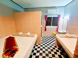 LOUD! a Full Moon Beach Hotel by Wild & Wandering