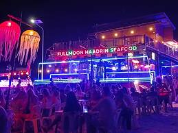 LOUD! a Full Moon Beach Hotel by Wild & Wandering