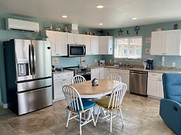 Beachgate Condo Suites And Hotel 231 1 Bedroom Condo