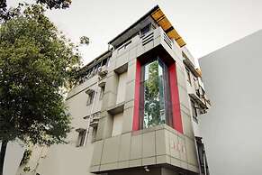 Dover Inn By BookMeriHotel.com