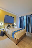 UMET Seaview Hotel with Free Roundtrip Airport Pick up and drop off