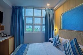 UMET Seaview Hotel with Free Roundtrip Airport Pick up and drop off