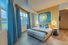 UMET Seaview Hotel with Free Roundtrip Airport Pick up and drop off