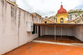 Jude s Roof at Chiaia