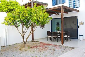 Villa Stefania with Pool