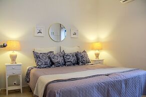 Villa Stefania with Pool