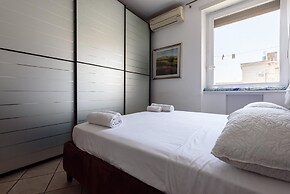 Via Fiorentini 21 in Naples