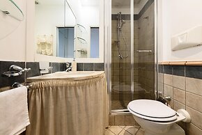 Via Fiorentini 21 in Naples