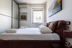 Via Fiorentini 21 in Naples