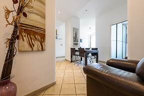 Via Fiorentini 21 in Naples