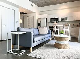 Center Stage- Downtown Parking Pool Hot Tub