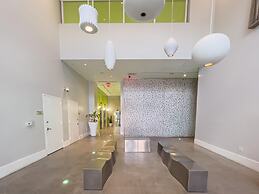 Center Stage- Downtown Parking Pool Hot Tub