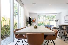 The Modernista 1 - Luxury Villa With Private Pool