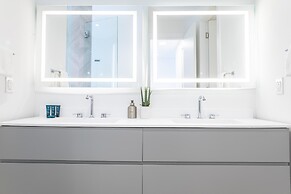 The Modernista 1 - Luxury Villa With Private Pool