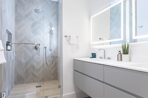 The Modernista 1 - Luxury Villa With Private Pool