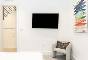 The Modernista 1 - Luxury Villa With Private Pool