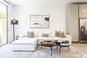 The Modernista 1 - Luxury Villa With Private Pool