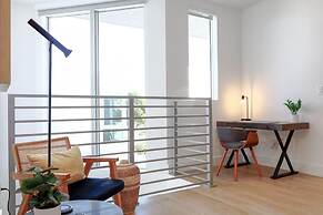 The Modernista 2 - Large Townhome With Pool