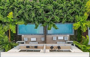 The Modernista 2 - Large Townhome With Pool