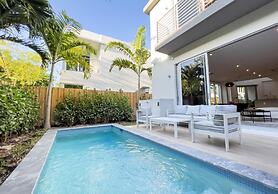 The Modernista 2 - Large Townhome With Pool