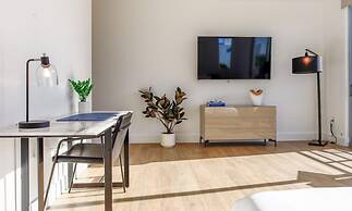 The Modernista 2 - Large Townhome With Pool