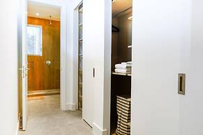 The Modernista 2 - Large Townhome With Pool