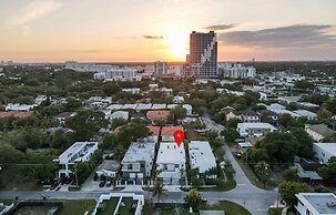 The Modernista 2 - Large Townhome With Pool